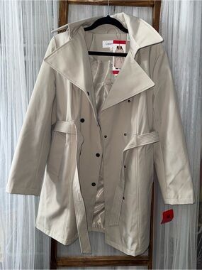 Calvin Klein Women's Cream Double-Breasted Trench Coat